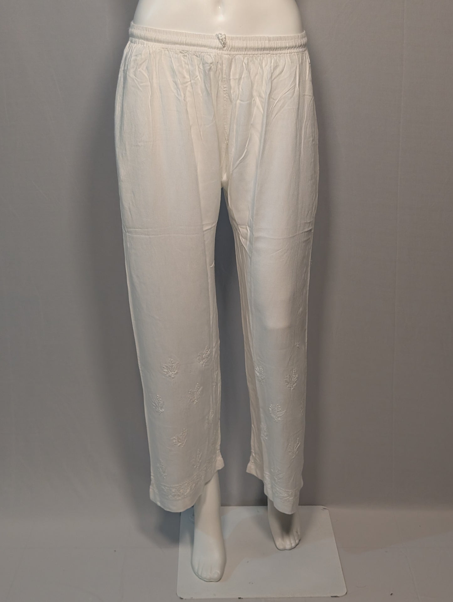 White cotton palazo with thread chikenkari handwork by Zari Zen Studio – handmade Indian ethnic wear