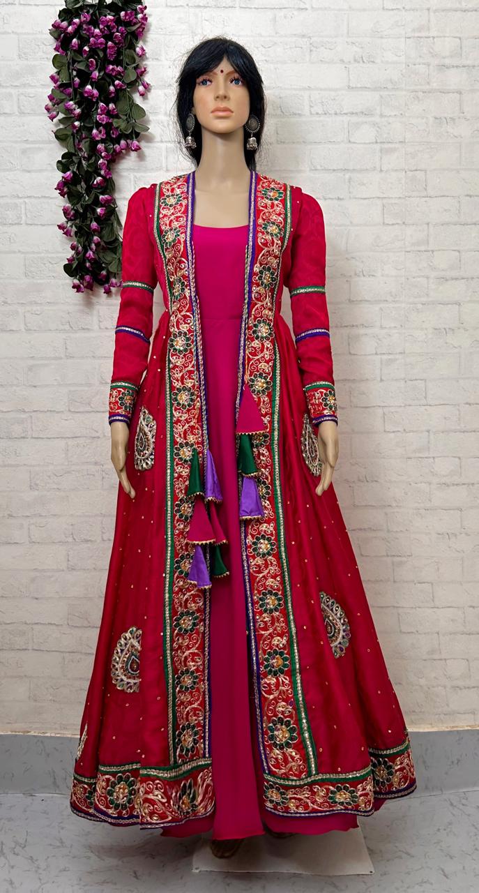Gulbahaar 3-Piece Set – Regal Radiance in Silk