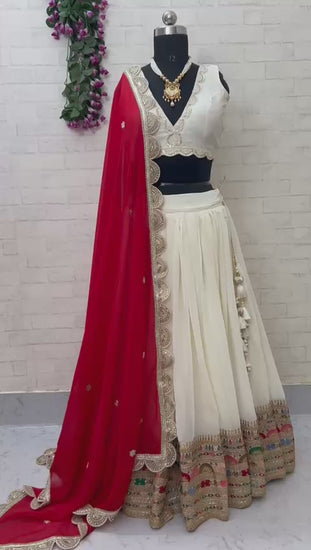 Aarohi Lehenga Set – Classic Ivory & Scarlet Elegance